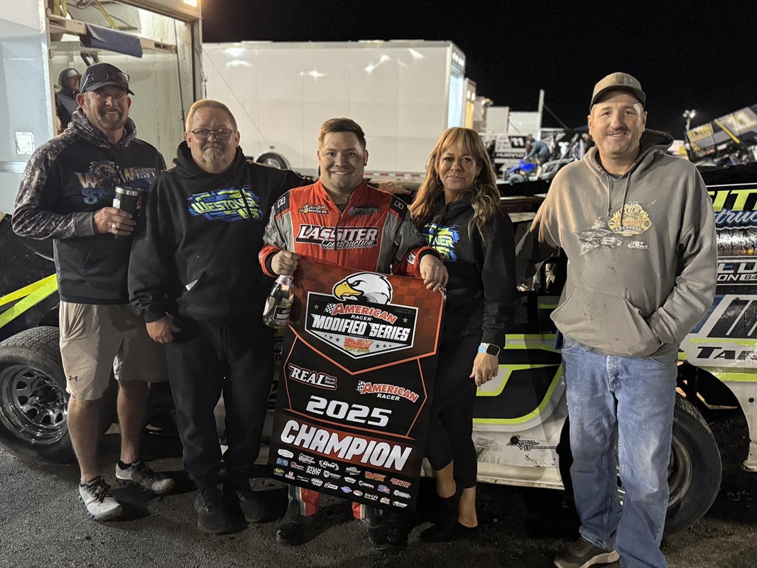 Dillard and Solander win at Texas, Westover claims Championship